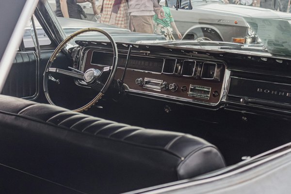 Comment choisir des pneus adaptés à une conduite en milieu urbain dense?